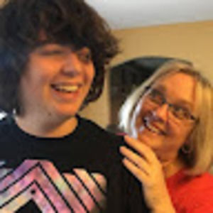 Meet your Posher, Lesly